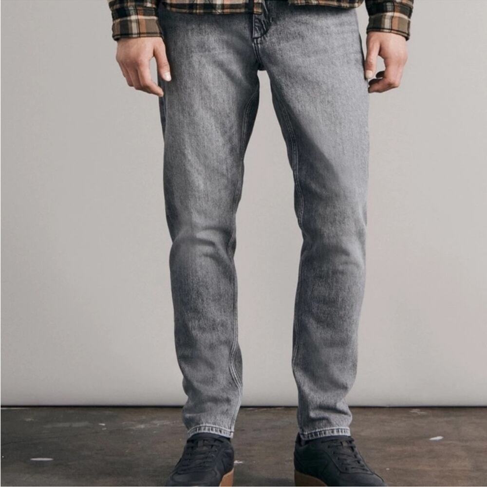 Rag & Bone Men’s Fit 3 Athletic Dixon Stonewashed Gray Straight Leg Denim Jeans